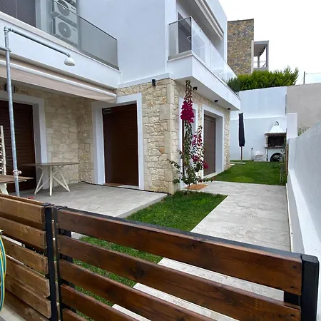 Дом отдыха Momo's House Никити