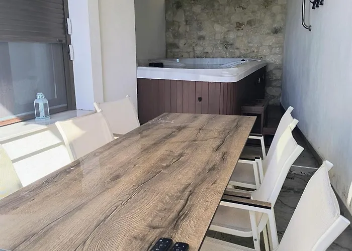 Momo's House בית נופש *