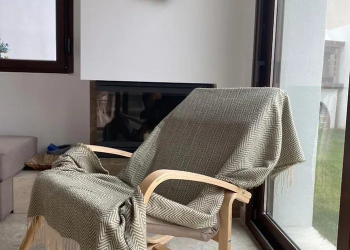 Momo's House بيت للعطل *