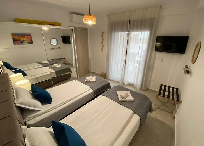 Momo's House بيت للعطل نيكيتي